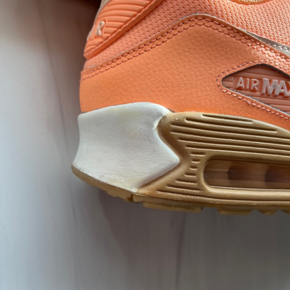 Peach Nike Air Max 90 - Picture 7 of 8